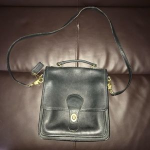 Crossbody hand bag
